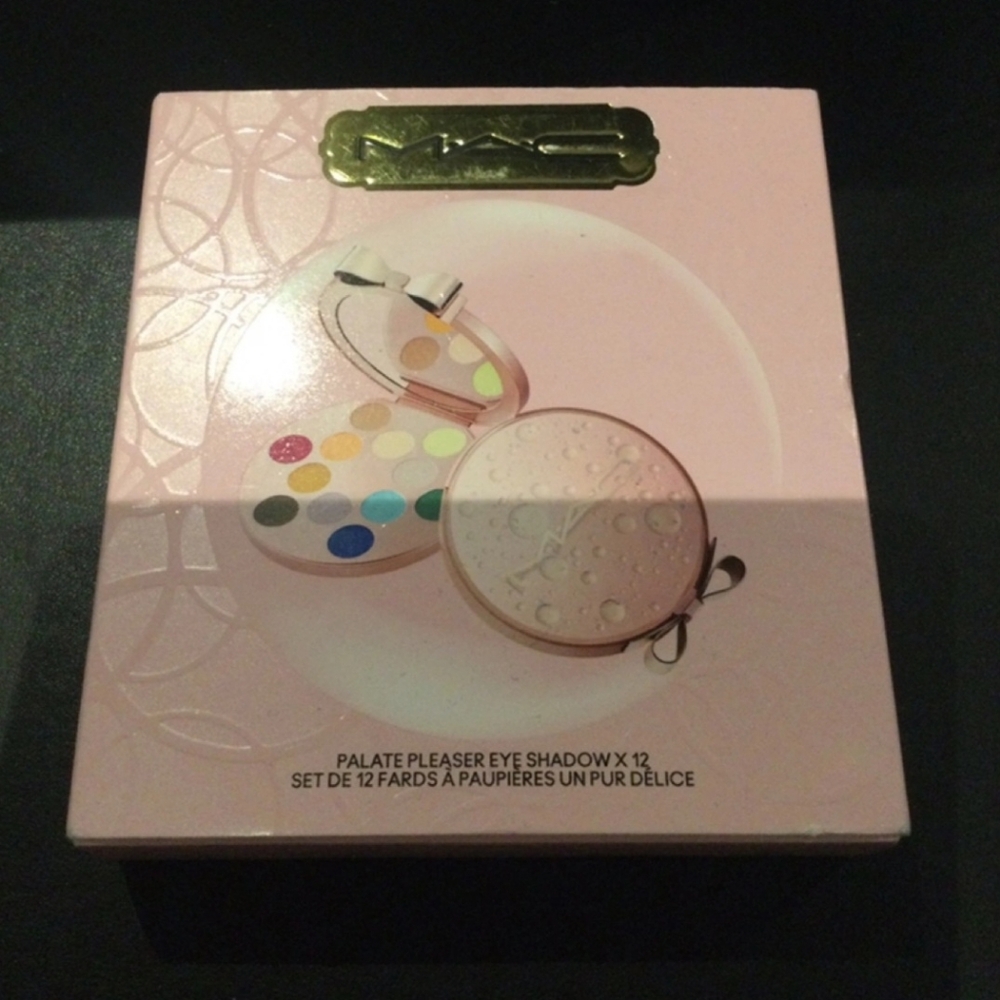 MAC Palate Pleaser Eye Shadow Palette